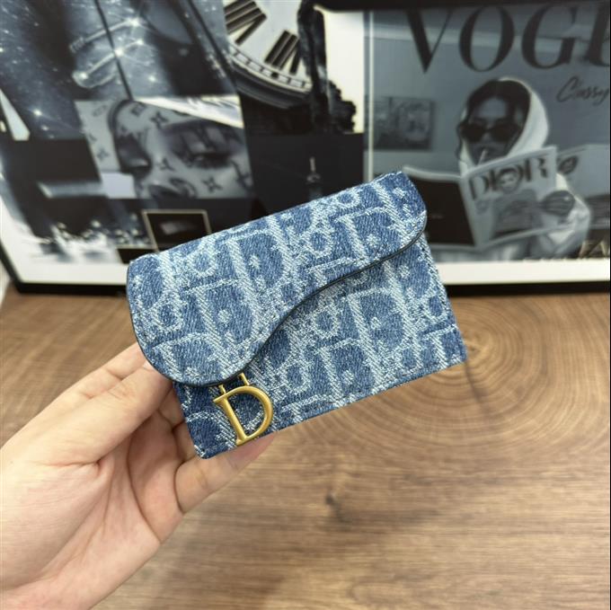 2025228Y 160P182139532